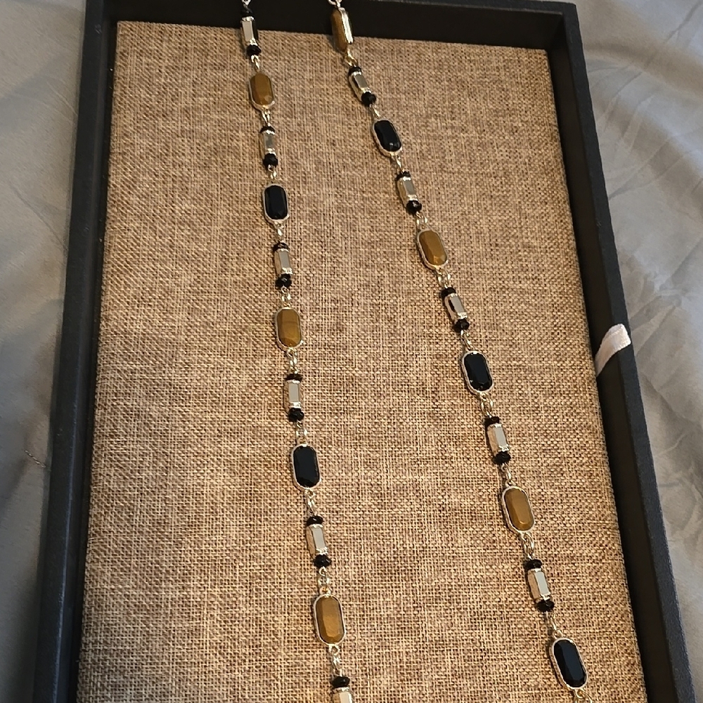 Premier Designs Elegant Black and Gold Necklace